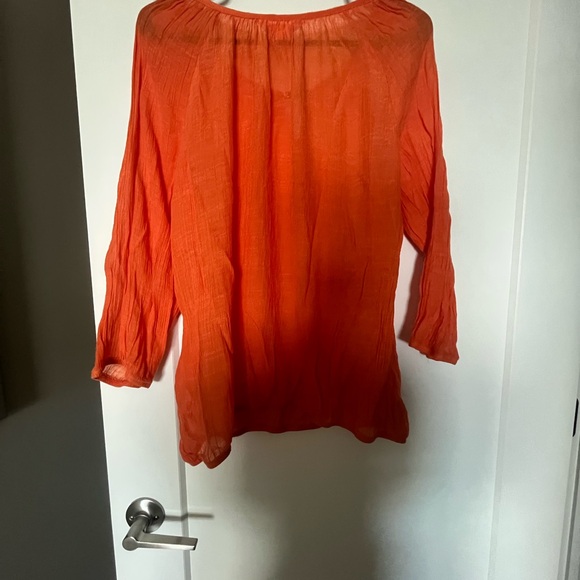 Northern reflections top orange - Picture 2 of 5